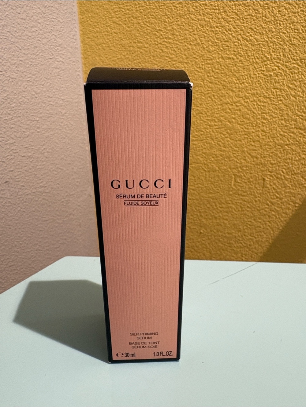 Gucci Silk-Priming Serum in Soft Pink - Picture 2 of 2